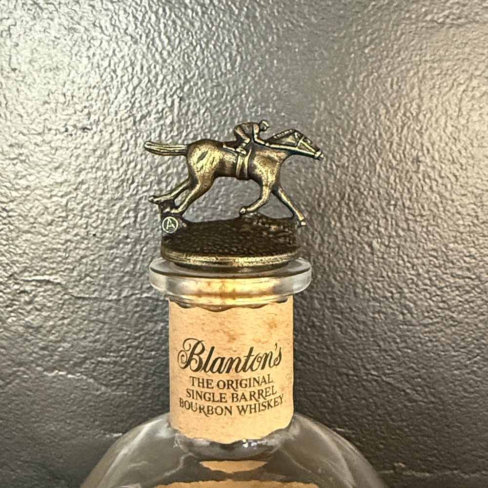 Blanton's Single Barrel Bourbon Whiskey Letter “A” EMPTY BOTTLE & Velvet Bag - Picture 2 of 6